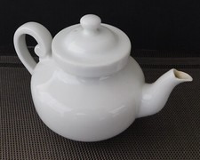 Théière en porcelaine de Limoges aluminite FRUGIER en très bon état