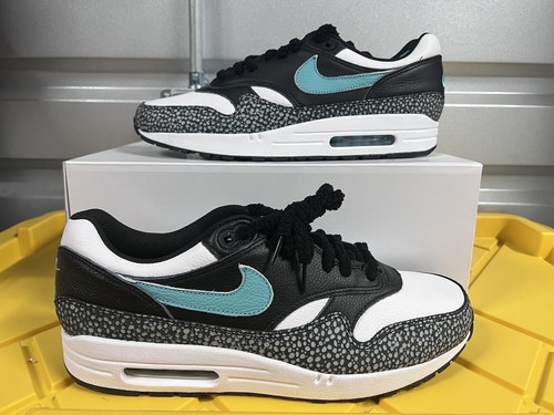 Nike air max - 1, by