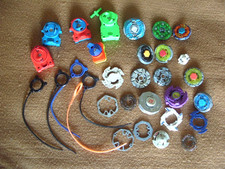 LOT DE TOUPIES ET LANCEURS