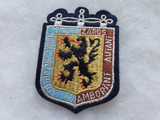 Un insigne tissu militaire Cavalerie " 2ème HOUZARDS ".