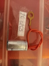 Condensateur  - A-P-50MF _