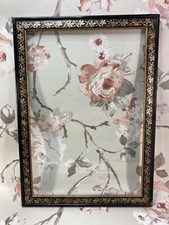 Grand cadre en bois noir