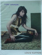 PUBLICITE LOUIS VUITTON VANITY ACTRICE CHARLOTTE GAINSBOURG DE 2014 FRENCH AD