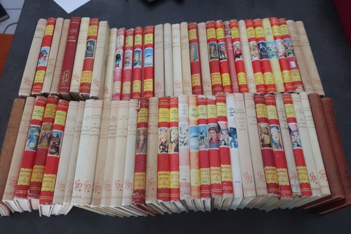 Lot livres bibliothèque - , 64
