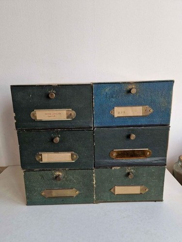 Lot boîtes à archives - de, 6