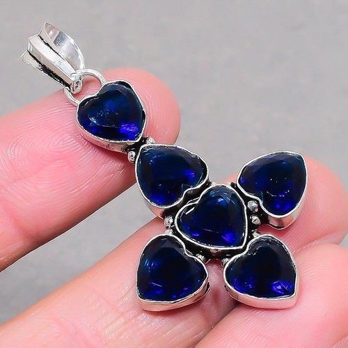 Pendentif bijou ethnique fait