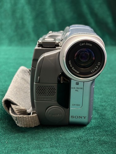 Sony handycam dcr trv19e pour - sony,