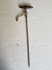 ANCIENNE TIREUSE FONTAINE POMPE A CHAMPAGNE  manche bois hauteur 34 cm