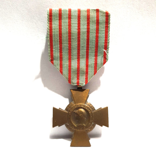 Ancienne médaille militaire - ancienne,