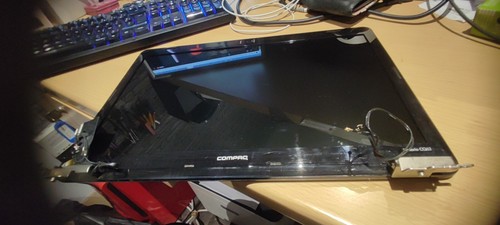 Lcd écran dalle - +, plasturgie