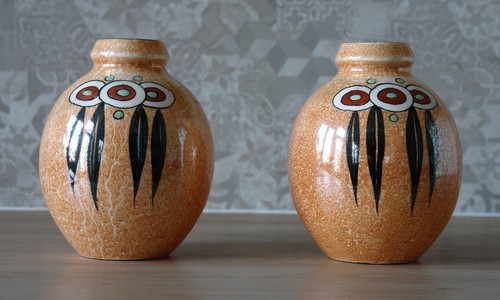 Paire vases style art - de,