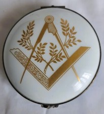 Jolie Boîte à pilules de