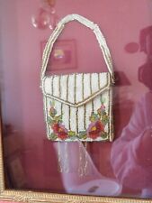 ancien petit sac en perles des