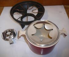 Set à fondue Le Creuset Enzo Mari rouge foncé fonte émaillée