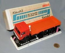 Radon USSR 1/43 : KamA3 Kamaz 53212 Camion Plateau (Anno 1984)