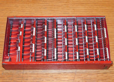 JE NE SAIS PAS CE QUE C'EST....monnayeur caisse monnaie COINS MACHINE casier ?