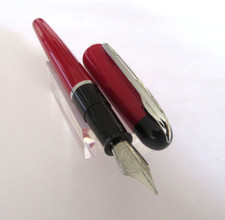 STYLO PLUME WATERMAN