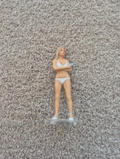 Collection James Bond 007 Figurine Mary Goodnight En Métal