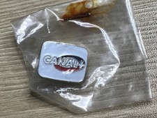 pins CANAL + logo chaîne TV television cinema