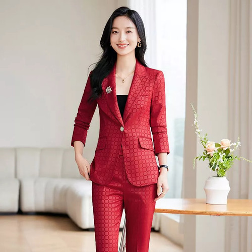 Tailleur femme rouge - tailleur, Élégant