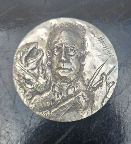 Medaille john heartfield - medaille,