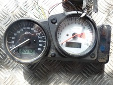 compteur 750 gsxr srad gr7dd