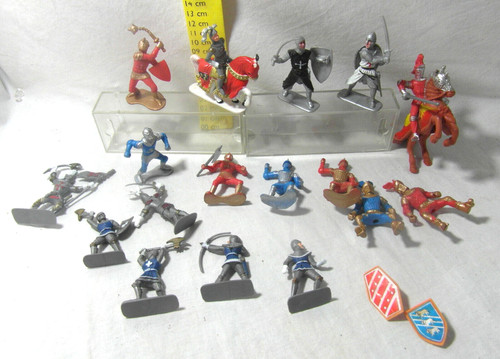 Lot figurines plastique - figurines, en