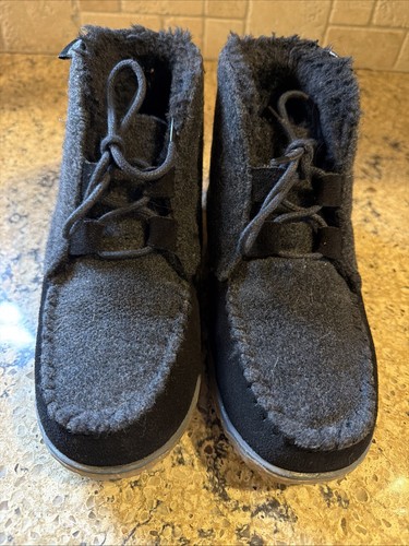Minnetonka booties - minnetonka,