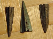 LOT D'ANCIENNES POINTES DE