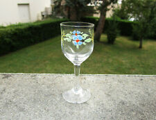 Ancien joli petit verre sur pied émaillé style Legras décor de branches fleuries