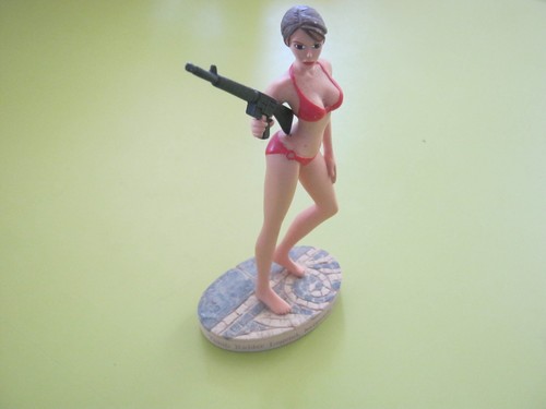 Figurine lara croft tomb - figurine,
