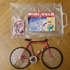 Mini Vélo Rouge Boule Or Années 80 Souvenir Tour De France Comme Neuf