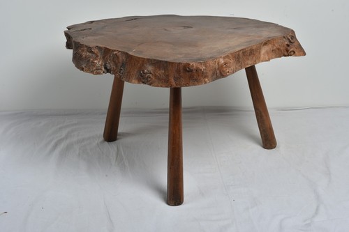 Table basse brutaliste - , en