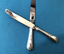 1 couteau à entremet