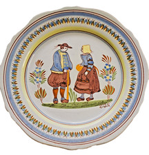 Ancienne assiette signée