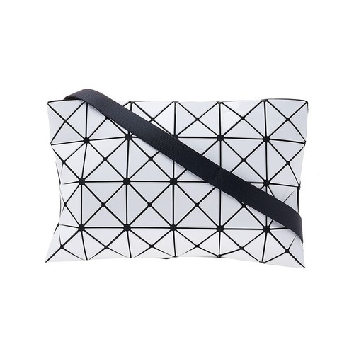 Issey miyake sac croisé - issey, bao