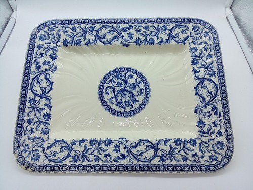 Tres beau plat bleu - tres,