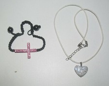 Lot Style Bijoux Fantaisie Croix Rose + Collier Pendentif Coeur Blanc NEUF