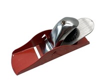 Machine à métaux manuelle pour usiner, couper, raboter le bois