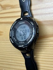 Montre numérique solaire