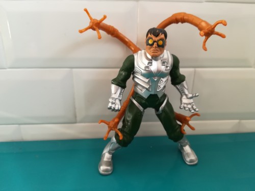 7 figurine the - figurine,