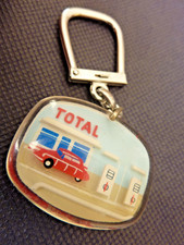 ANCIEN PORTE-CLE   : BOURBON