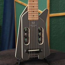 Outlet Traveler Guitar