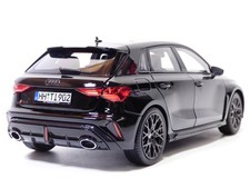 AUDI RS3 noir Myth 1/18 2023 8Y