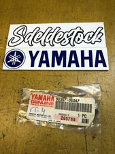 1 entretoise yamaha
