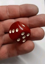 Dé à jouer ancien vintage 15x15mm en bakélite color Rouge 12 grammes 