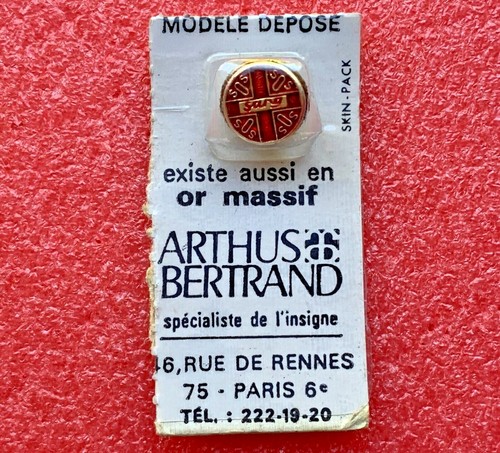 B10 pin croix rouge don - rouge,