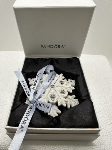 Pandora 2016 snowflake - pandora,