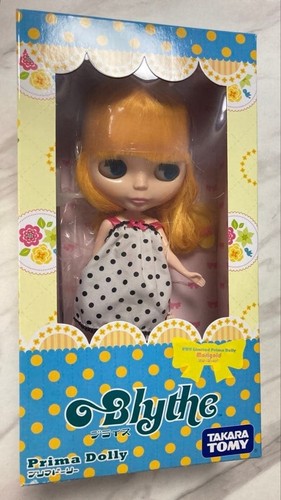 Poupée collection limitée - de,