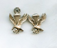 PARACHUTISTE  2 Brevets  Parachutistes avec 1 etoile et sans etoile